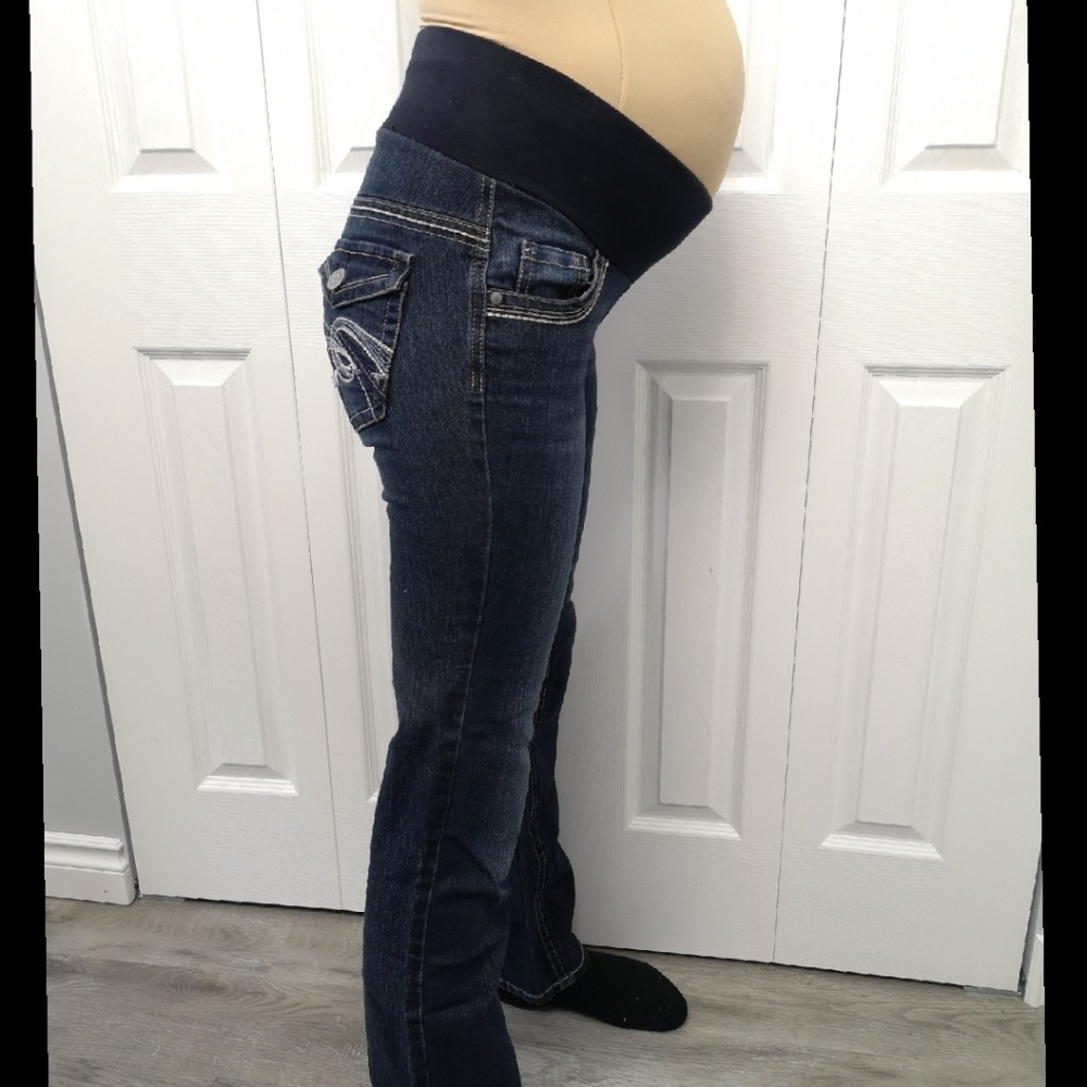 Maternity Designer Jeans - Picture 3 of 3